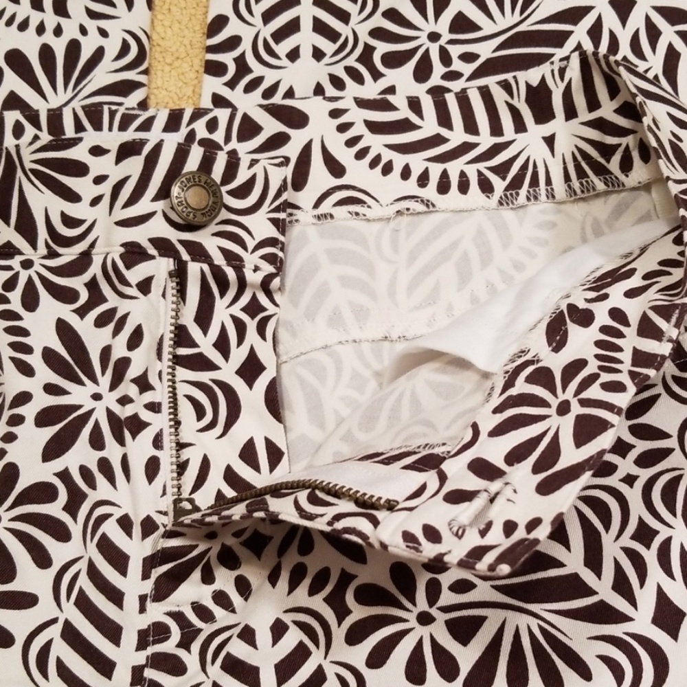 Jones New York Sport Brown & Cream Capris in 6 - Picture 6 of 7
